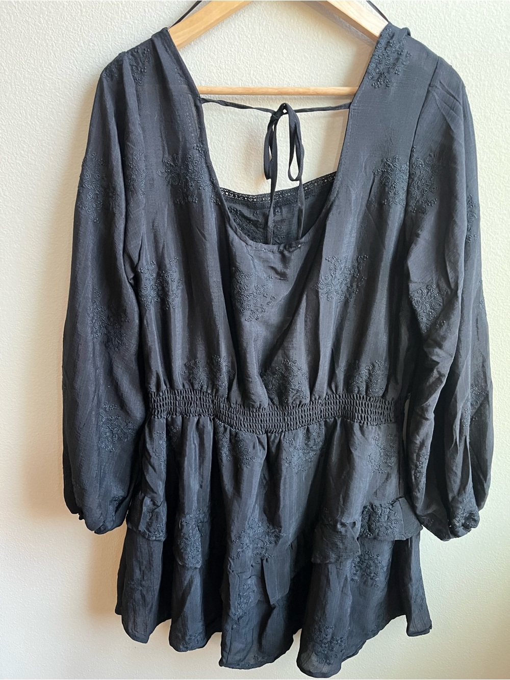 Embroidered Eyelet Black Tiered Mini Dress Stagecoach Festival NWT - Picture 5 of 10
